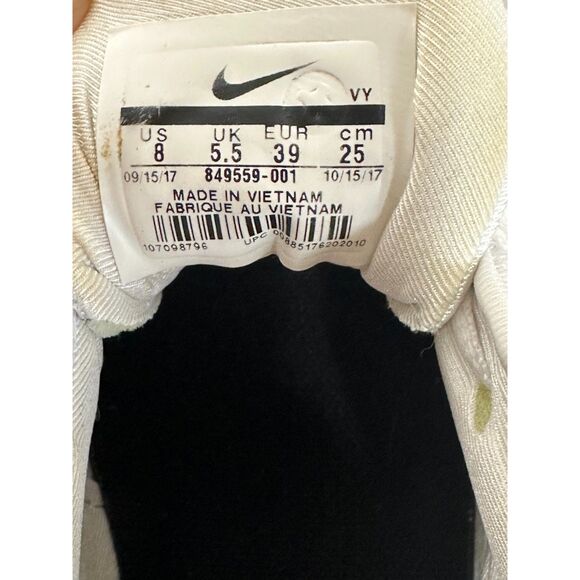 Nike Women's Nike Air Vapormax Plus Size 8 White/Black Women's Sneakers - Picture 6 of 8